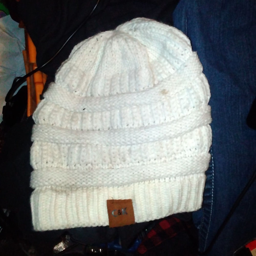 Women’s CC Creamy White Knitted Beanie